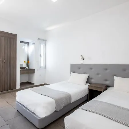 Charming Studio In Sunny All Yours Apartment
